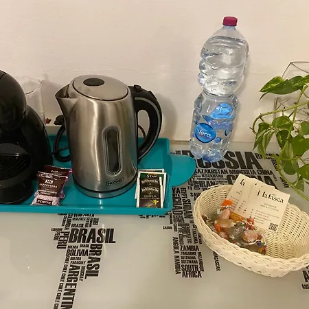 A Casa Da Mari Stanza Privata Bagno Condiviso Homestay