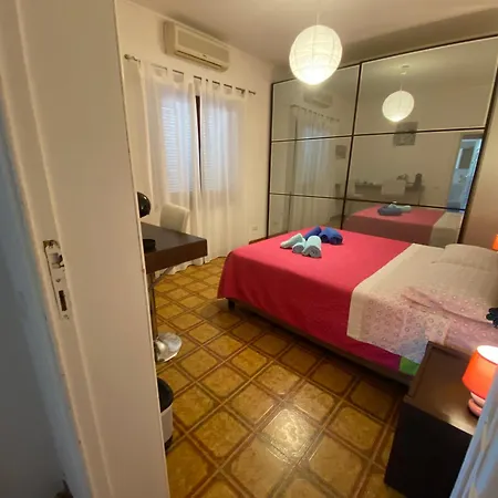 Homestay A Casa Da Mari Stanza Privata Bagno Condiviso Olbia