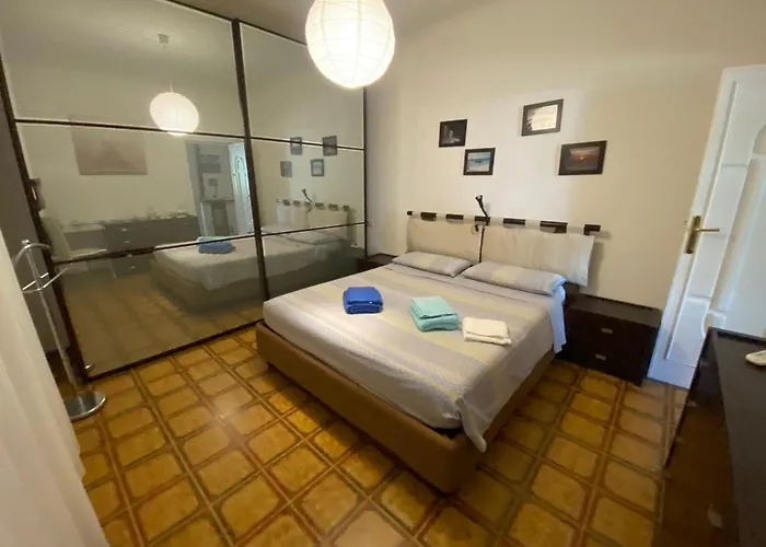 Accommodatie bij particulieren A Casa Da Mari Stanza Privata Bagno Condiviso Olbia